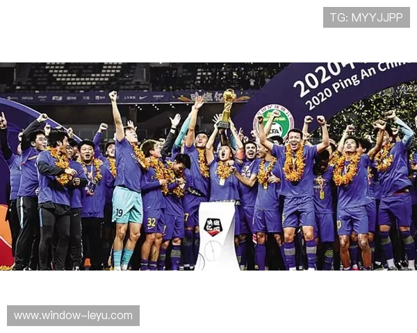 卢顿俱乐部百年沉浮与英伦足球荣耀复兴传奇全景纪实篇章深度解析 卢顿俱乐部百年沉浮与英伦足球荣耀复兴传奇全景纪实篇章深度解析