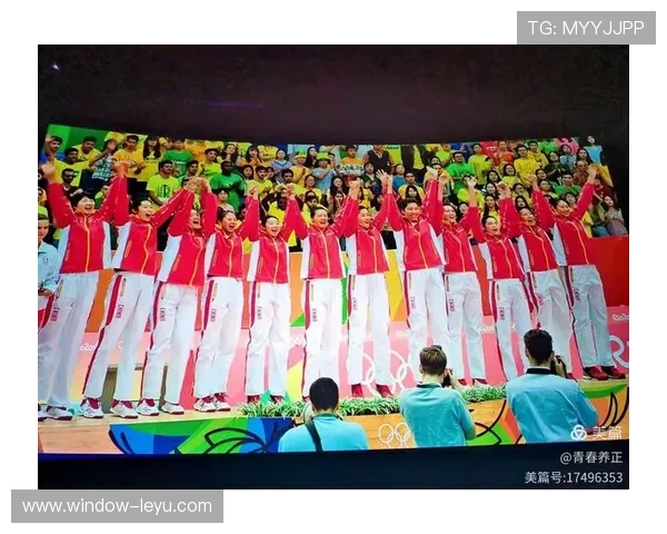 国家队逆转夺冠点燃球迷激情新时代展现青春力量与团队精神风采 国家队逆转夺冠点燃球迷激情新时代展现青春力量与团队精神风采