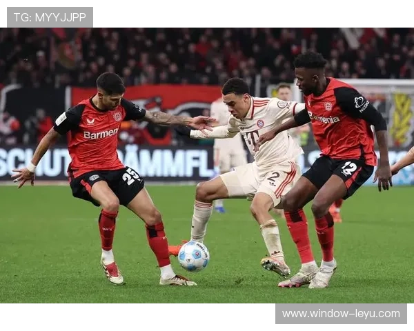 欧冠焦点战再起波澜豪门对决引爆全城球迷热烈讨论悬念升级战火重燃 欧冠焦点战再起波澜豪门对决引爆全城球迷热烈讨论悬念升级战火重燃