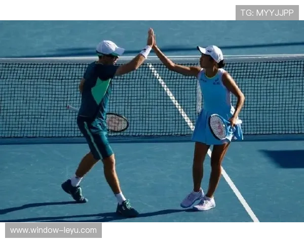 张帅在澳网首轮逆转胜出 展现顽强斗志引发球迷热议 张帅在澳网首轮逆转胜出 展现顽强斗志引发球迷热议