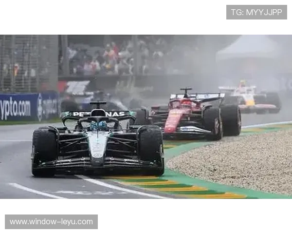 F1赛季最新动态解析各车队策略与车手表现全景揭秘