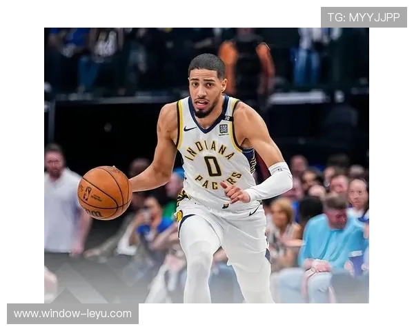 NBA季后赛首轮激战正酣 詹姆斯领军湖人逆袭勇士 独行侠力克太阳展开新征程